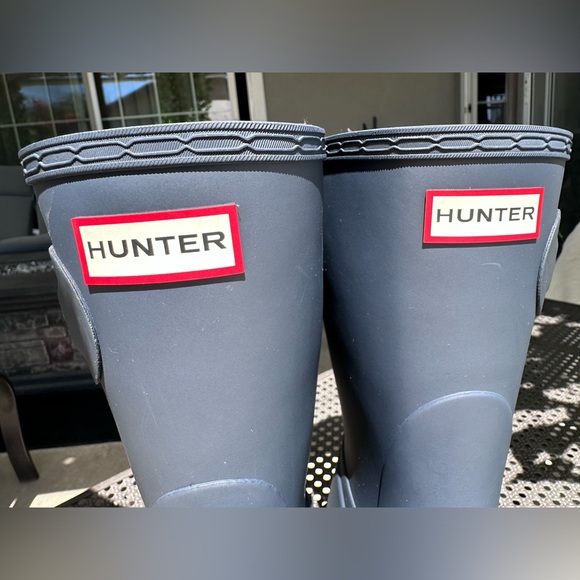 Hunter Navy Short Rain Boots - Picture 5 of 10